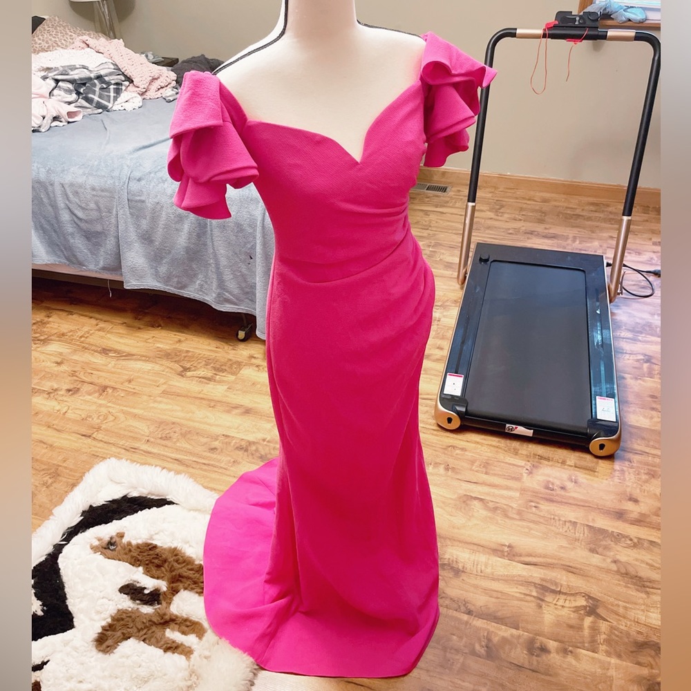 Authentic Dolce & Gabbana RARE RUNWAY Pink Exaggerated Sleeve Formal Gown /Dress - Picture 4 of 14